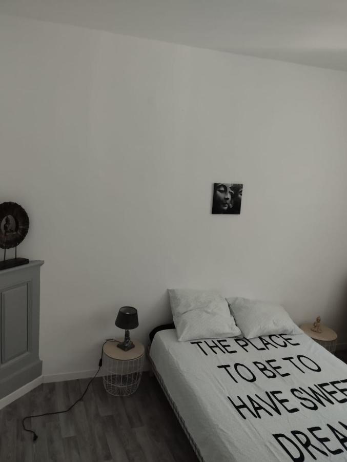 Authentique